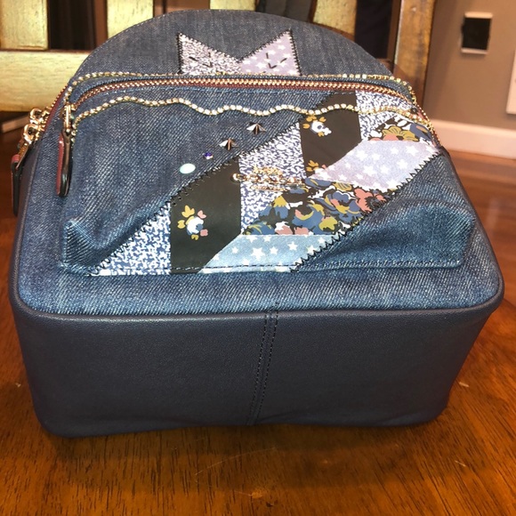 Coach backpack. Authentic! - Picture 7 of 8